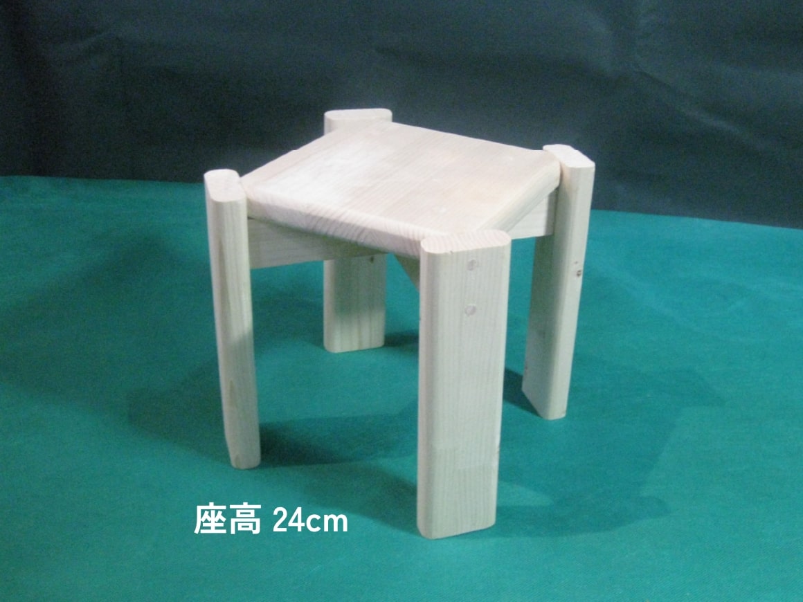幼児スツール完成写真1